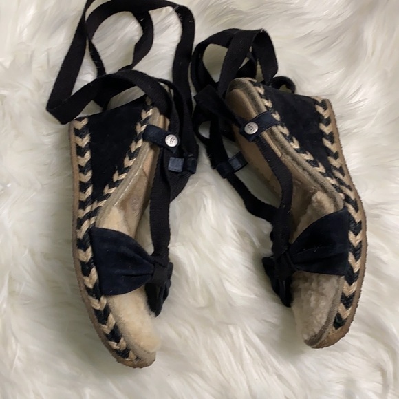 UGG Amelie espadrille black sandals - Picture 2 of 7